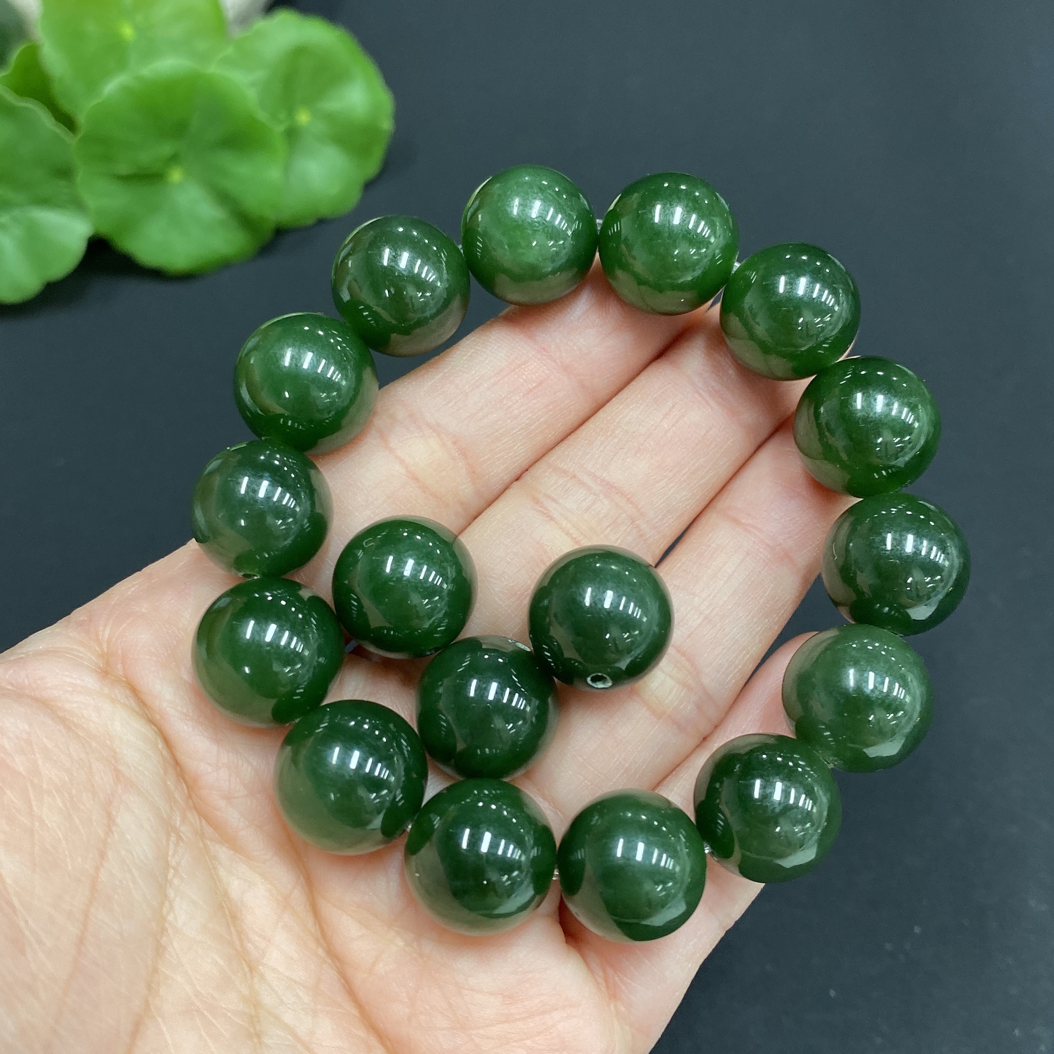 H27126932 Hetian Jade Bracelet    Approx. 13.2mm    Total Weight Approx. 64.1g