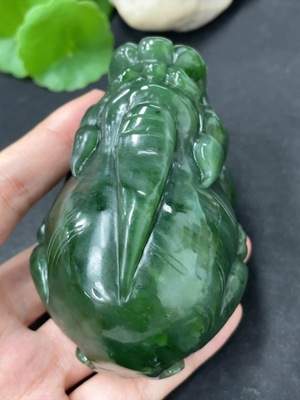 H42957874 和田玉碧玉手把件   貔貅  货品总重约396.8g