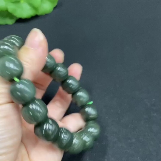 H32771871 Hetian Jade Bracelet, approx. 13.6mm beads, total weight approx. 73.3g