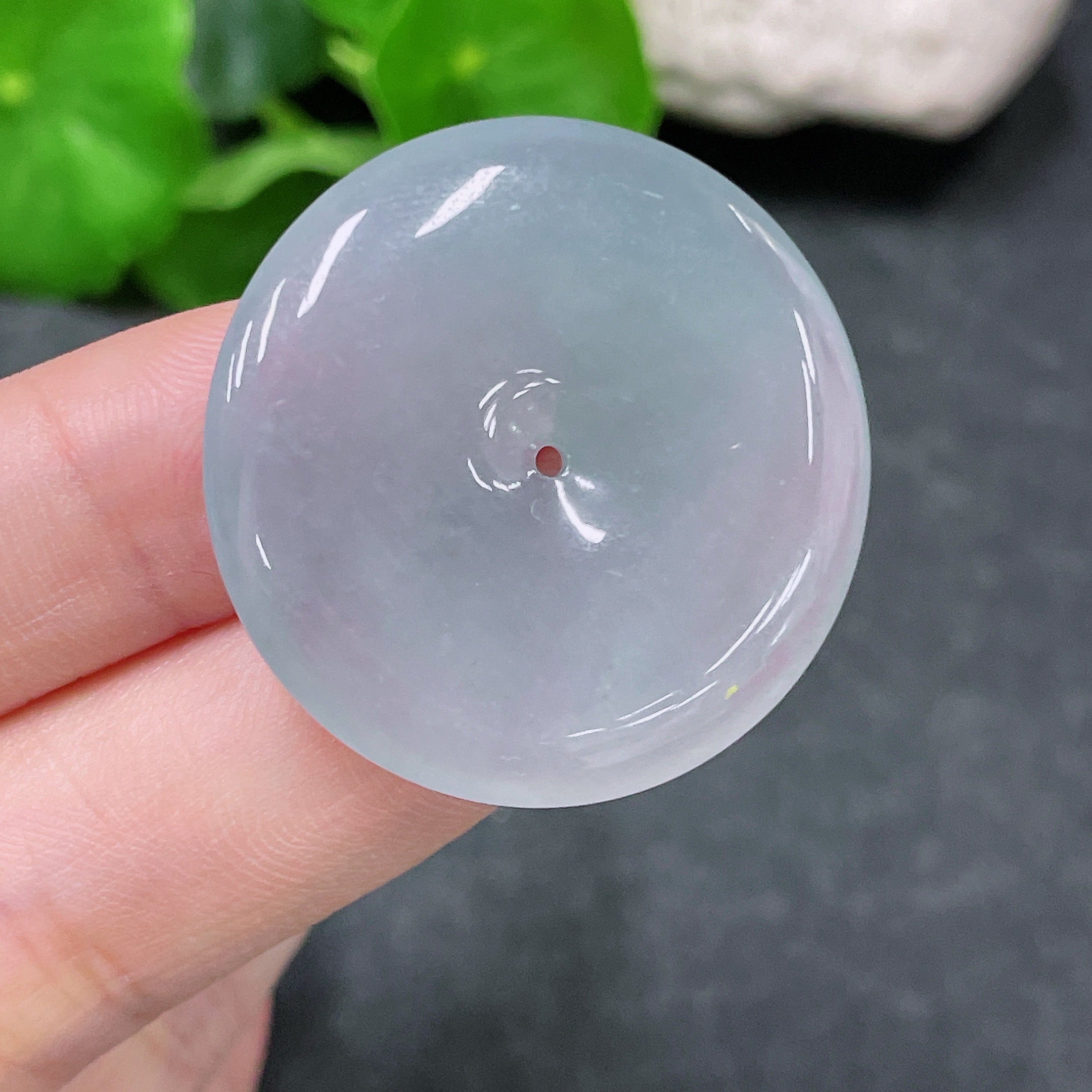 F32811743 Jadeite Pendant Peace Buckle Total Weight Approx. 10.92g