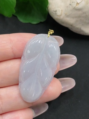 F34069129 Jadeite Leaf Pendant 18K Gold Total Weight Approx. 5.4g