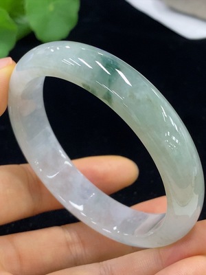 F35094298 Jadeite Regular Round Bangle Size 57.6 Total Weight Approx. 53.27g