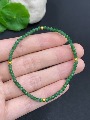 F42955998 翡翠手串 非金 货品总重量约2.8克 卡2.8mm左右