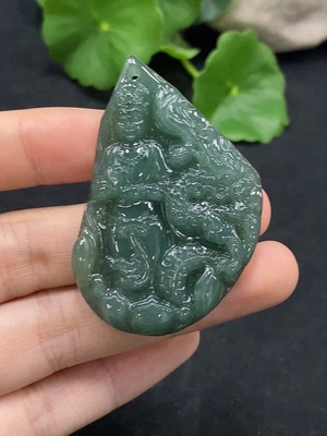 F30516467 Imperial Jadeite Guanyin Pendant with Dragon Design, Total Weight Approx. 21.87g