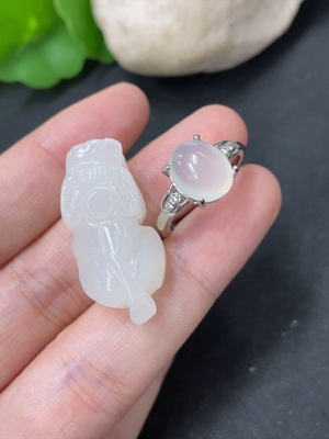 H41944919 岫玉(蛇纹石玉)挂件+镶嵌活口戒指 非金 货品总重约9.4g