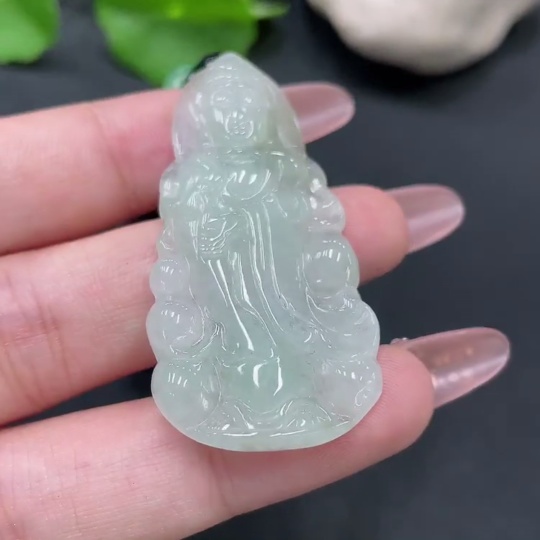 F17923207 Jadeite Guanyin Pendant Total Weight 15.783g