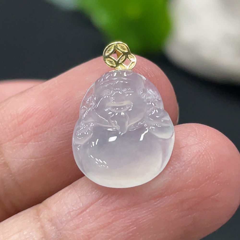 F32740367 Jadeite God of Wealth Pendant with 18K Gold Clasp, Total Weight Approx. 1.04g