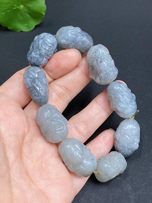 H32794915 Hetian Jade Eighteen Arhats Bracelet