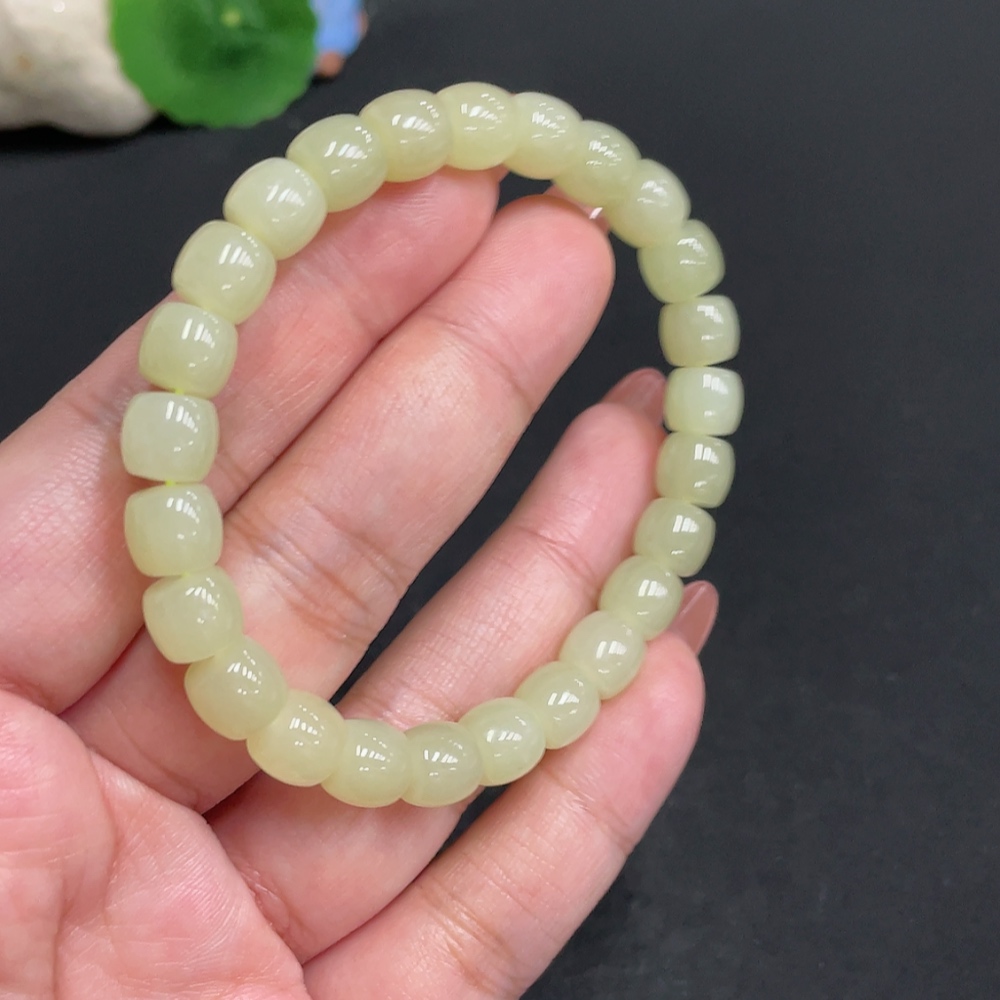 H34004770 Hetian Jade Bracelet Approx. 7.7mm Total Weight Approx. 22.2g