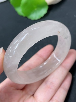 H41945373 非洲翠（独龙玉）正圈手镯  圈口52.1   货品总重约53.5g