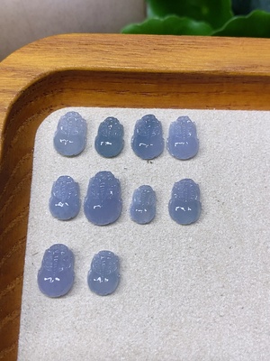 F45335497 翡翠貔貅戒面 一手走 总重约3.16g