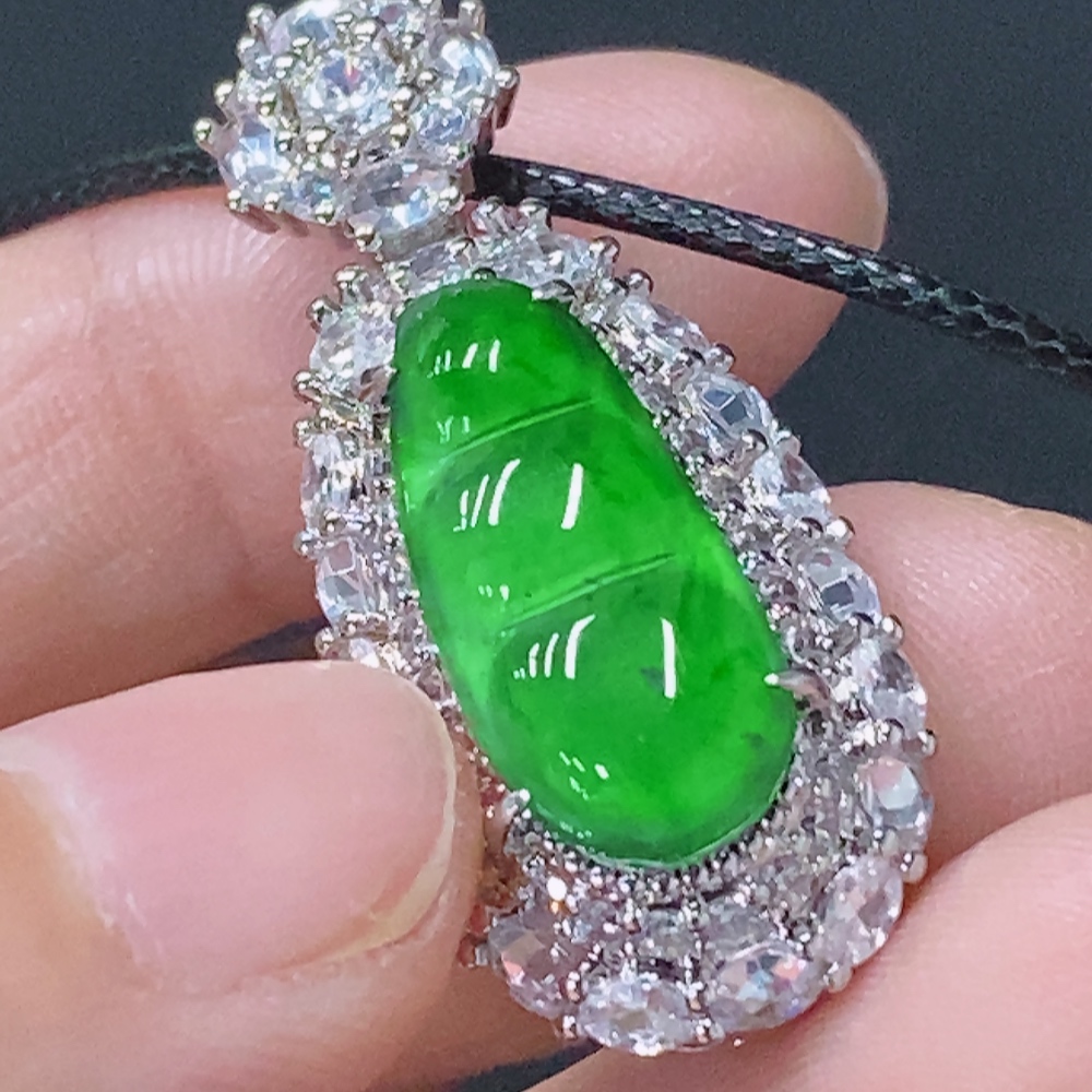 F31613490 Jadeite Inlaid Lucky Bean Pendant Non-Gold Total Weight Approx. 6.66g with Cord