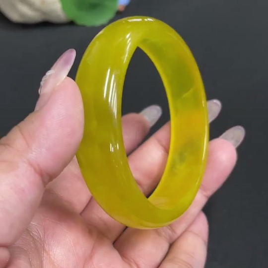 H34972625 Xiuyu (Serpentine Jade) Round Bracelet Size 58 Total Weight Approx. 49.5g