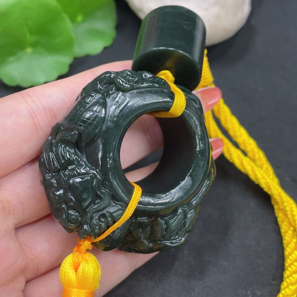 H35113430 Hetian Jade Handheld Carving with Non-Hetian Jade Beads Dragon Ring Total Weight Approx. 105.8g (including rope)