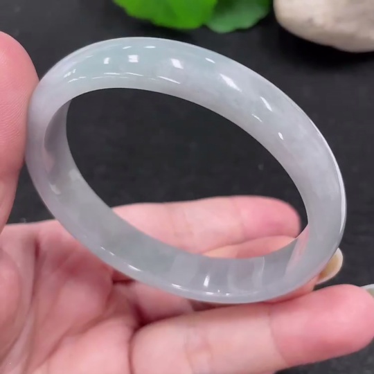 F33899708 Jadeite Noble Consort Bracelet Size 54.6/48.4 Total Weight Approx. 35.2g