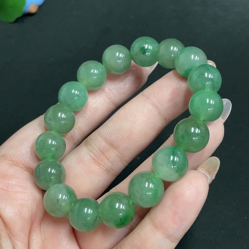 H31677374 African Emerald (Dulong Jade)
