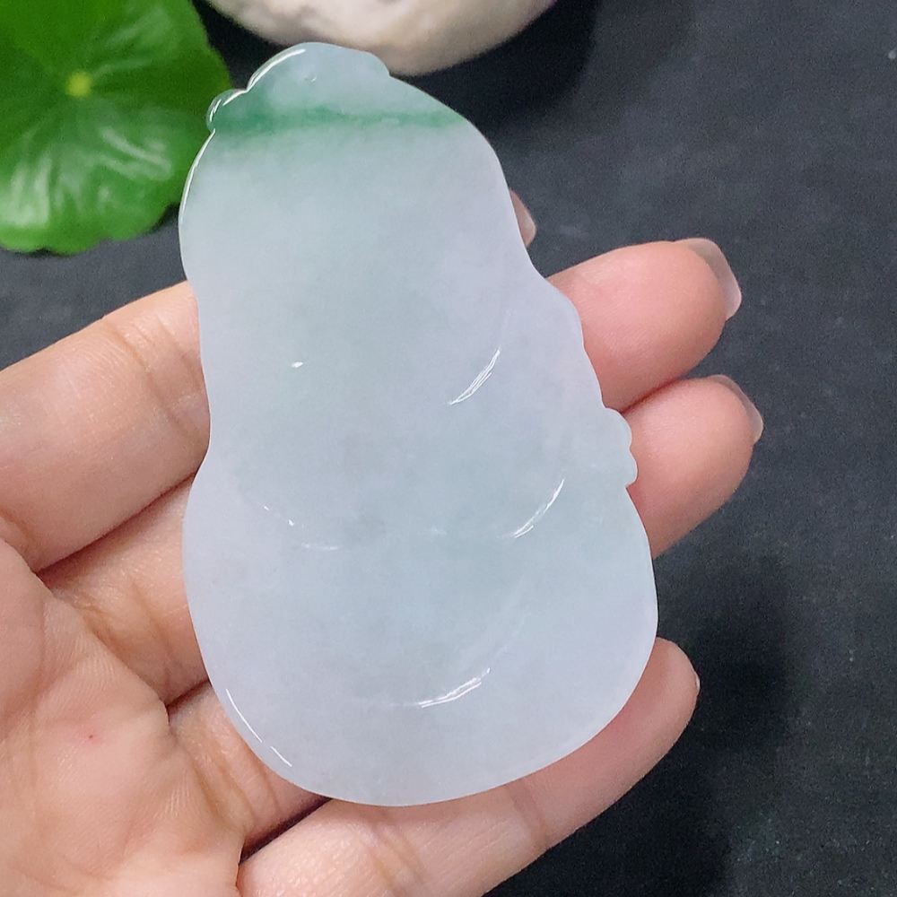 F34041994 Jadeite Pendant Guanyin, Total Weight Approx. 30.65g