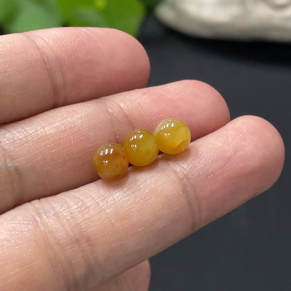 F31610734 Jadeite Beads Approx. 5.5mm Color Origin Undetermined