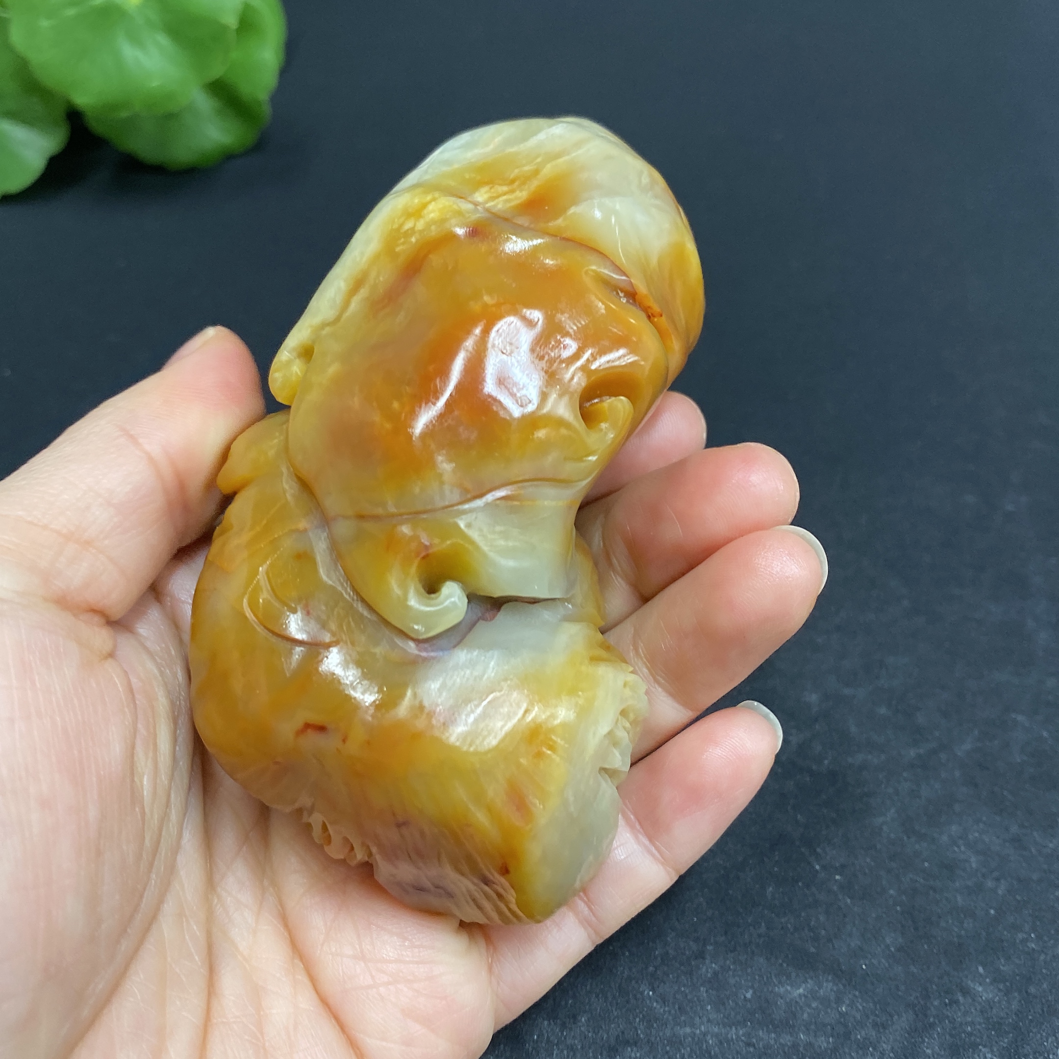 H30505425 Shoushan Stone Handheld Carving "Quacking Brings Wealth