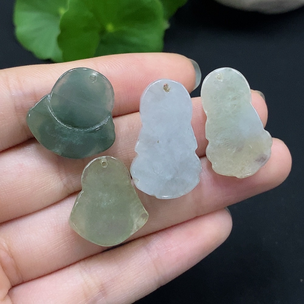 F28252303 JadeiteBuddha/Guanyin Pendant