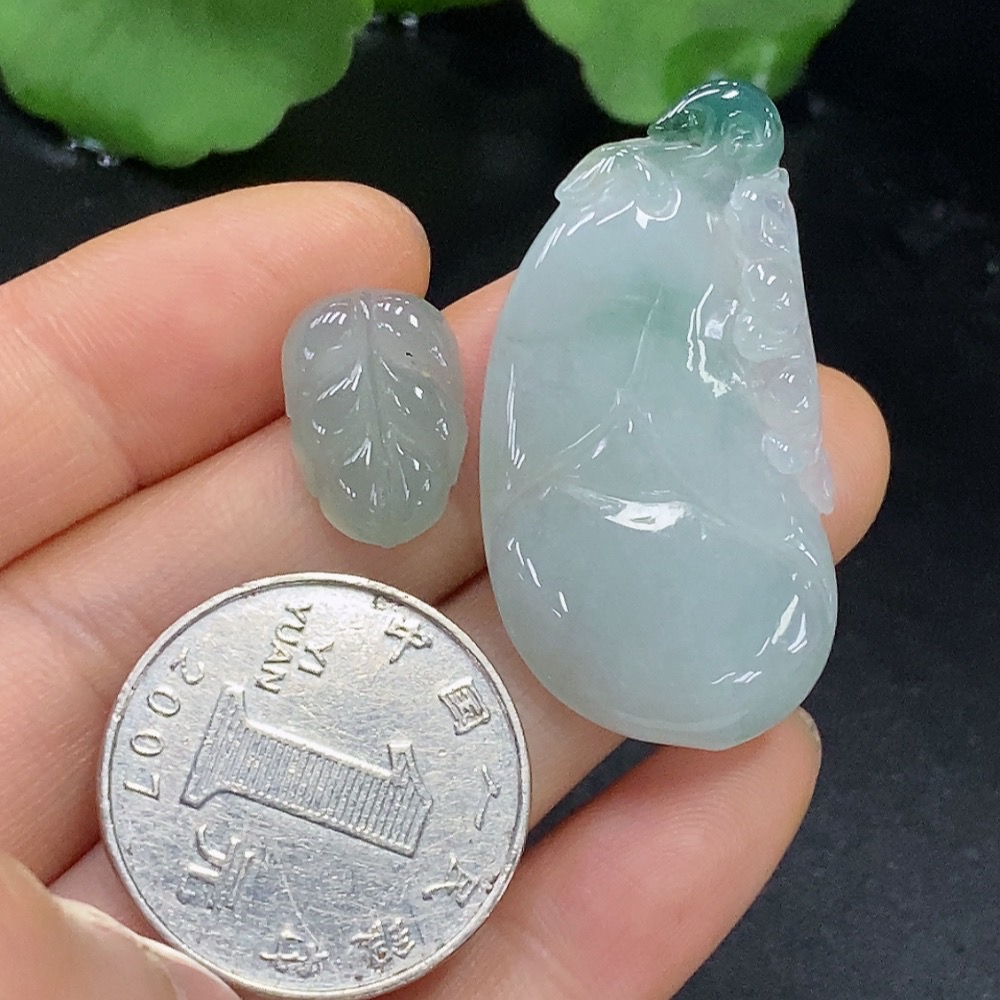 F25881375 Jadeite Pendant/Mounting Sell as a Lot