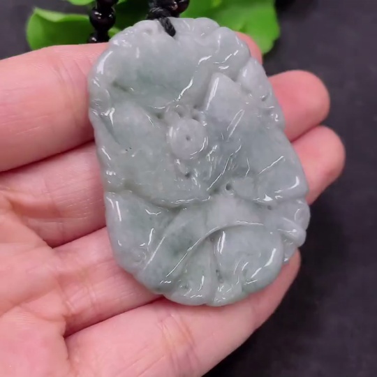 F32748079 Jadeite Auspicious Fish Pendant