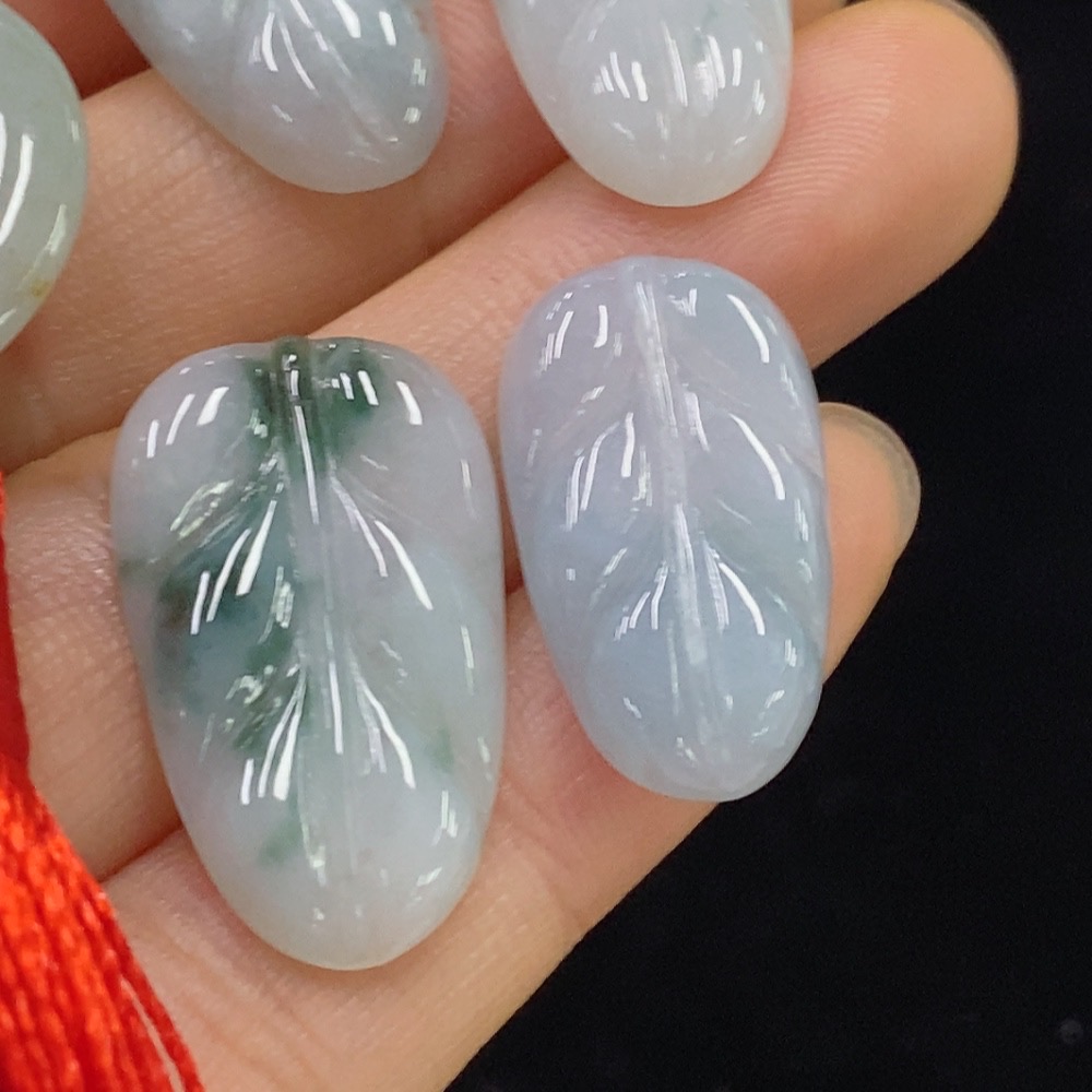 F32788821 Jadeite Pendant Bulk Lot with Non-Grade A Beads