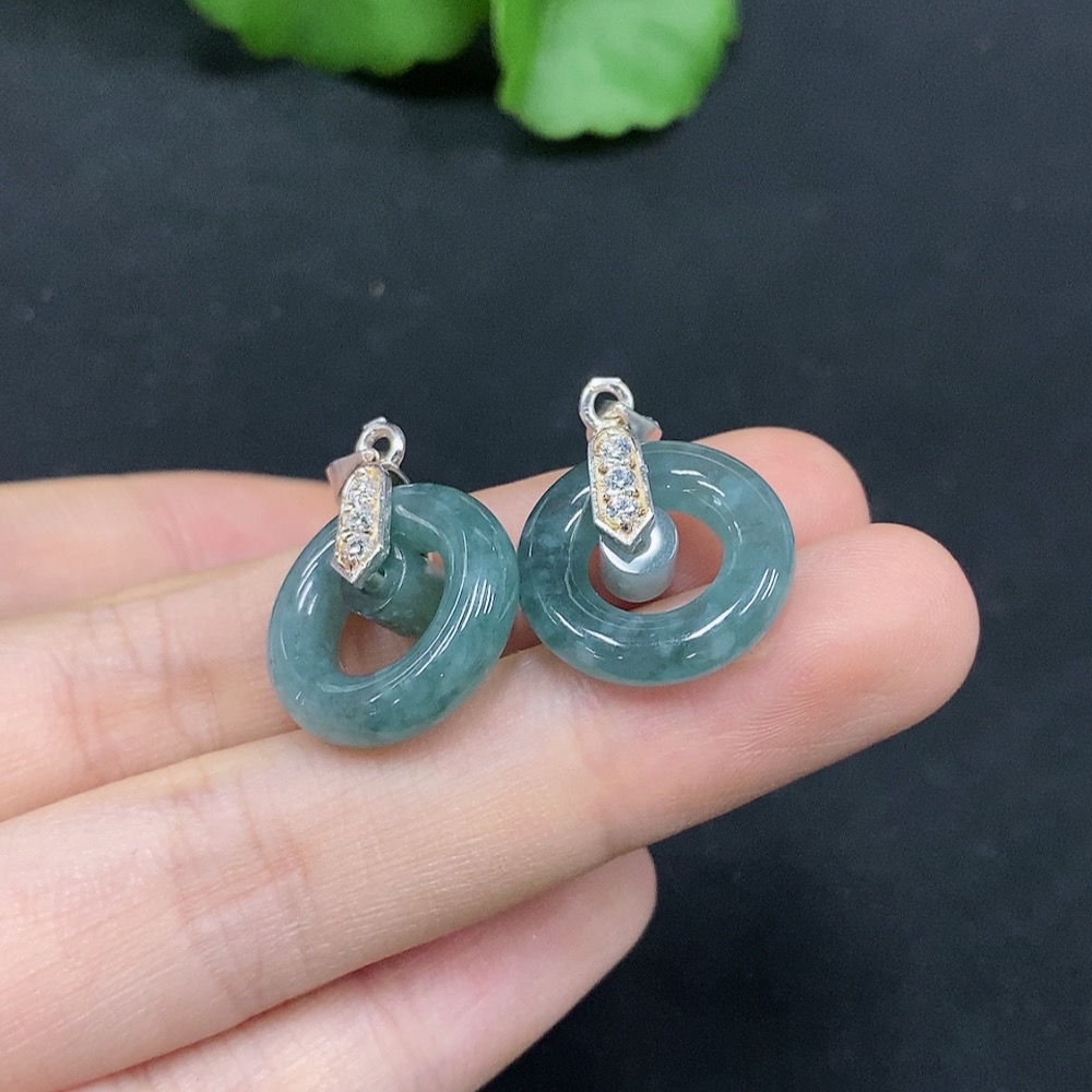 F29346307 Jadeite Donut Pendant Non-Gold Inlaid