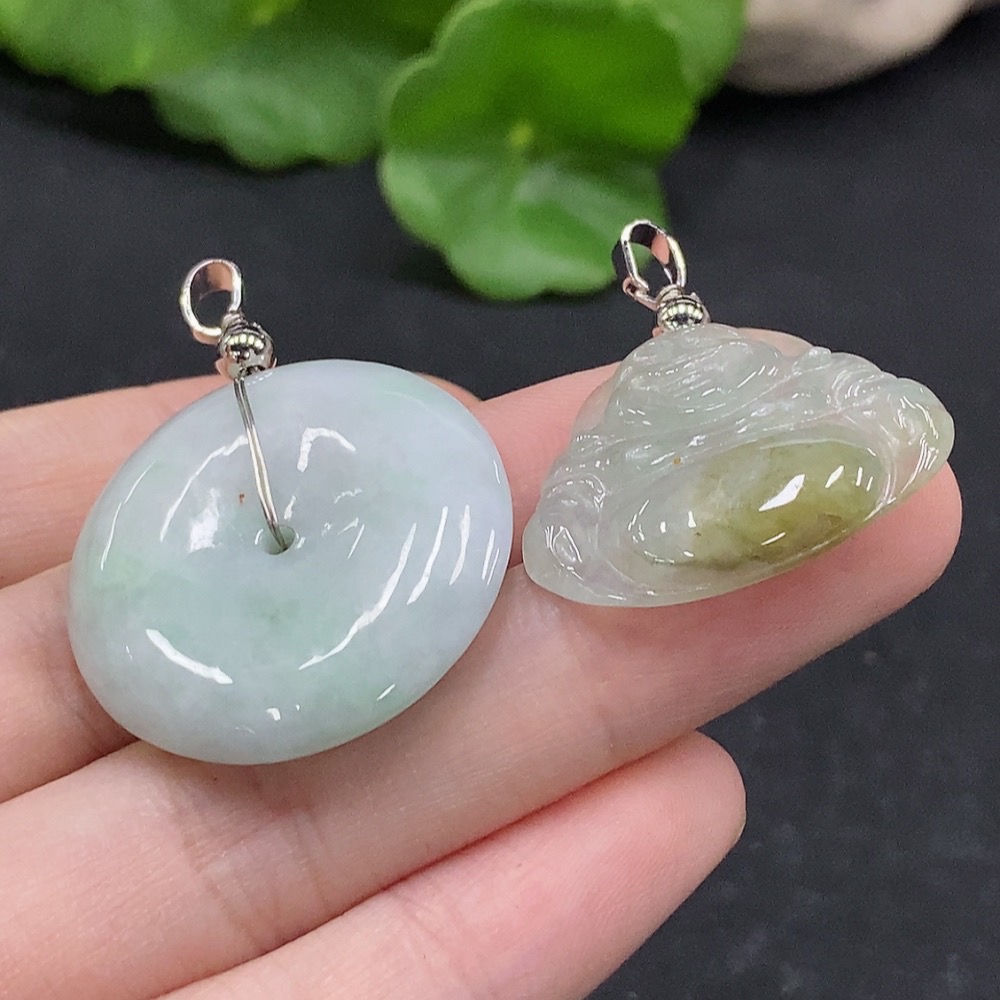 F33946979 Jadeite Pendant Non-Gold Setting