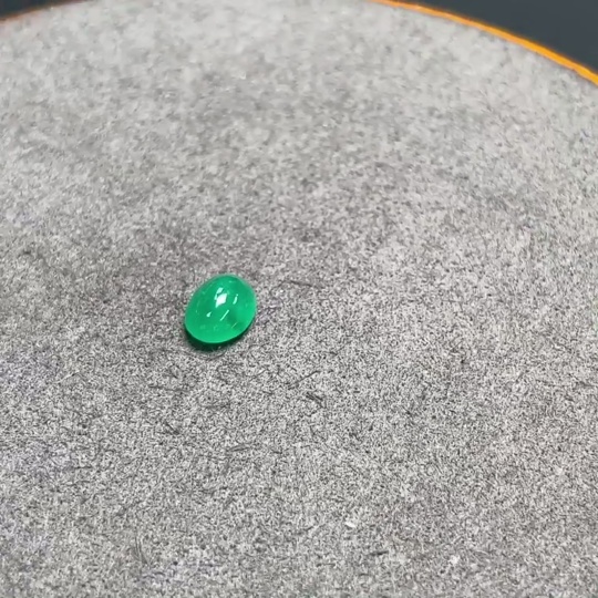 C34009422 Emerald Rough Stone Clarity Enhancement Total Weight Approx. 1.62 Carats