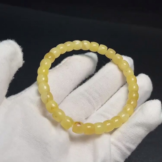 C34995227 Amber Beeswax Bracelet, Total Weight Approx. 5.53g, Size About 6.5mm