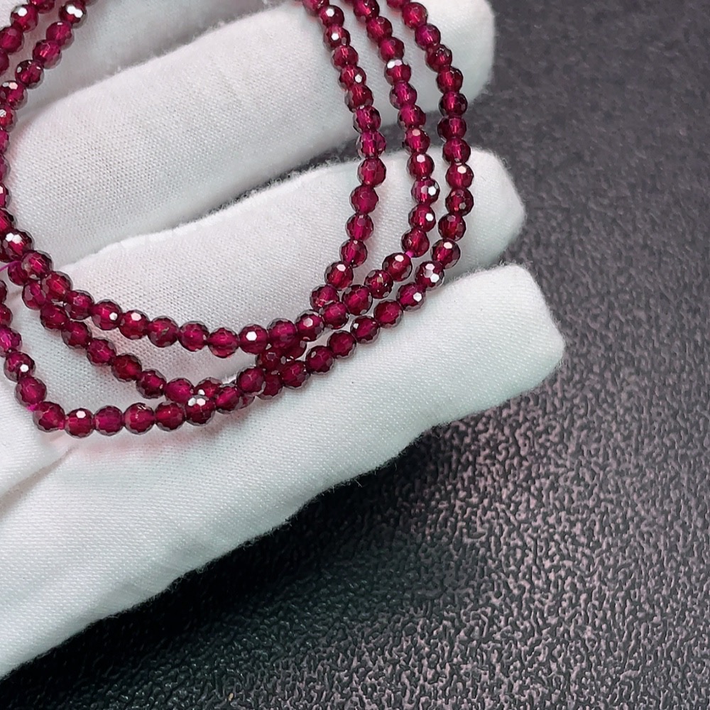 C35092233 Garnet bead strand, total weight approximately 12.36g, size about 3.3mm