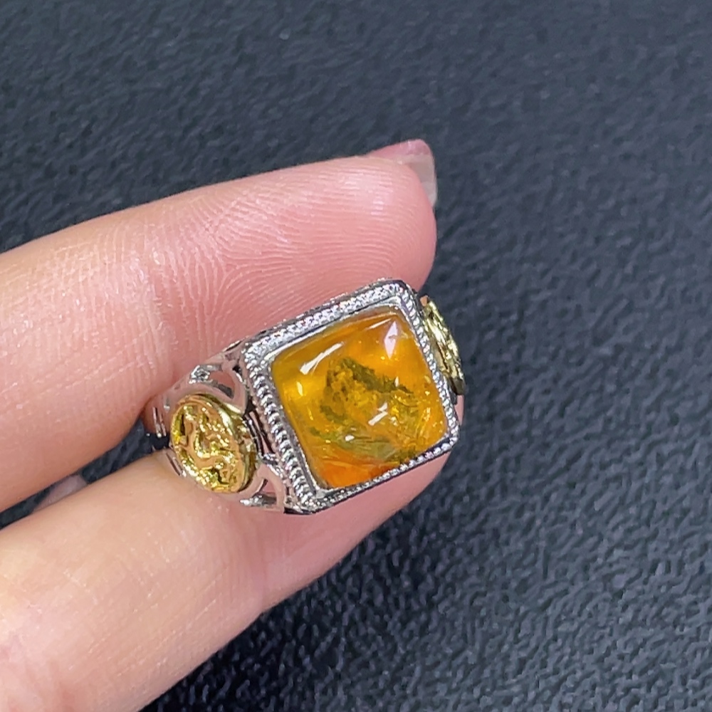 C27157788 Amber Beeswax Ring Adjustable Non-Gold Setting Total Weight Approx. 4.71g