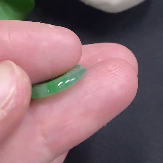 F34023783 Jadeite Peace Button, Total Weight Approx. 0.9g