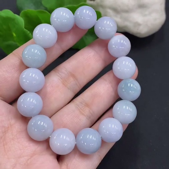 F35126113 Jadeite bead necklace approx. 12mm, total weight approx. 47.8g