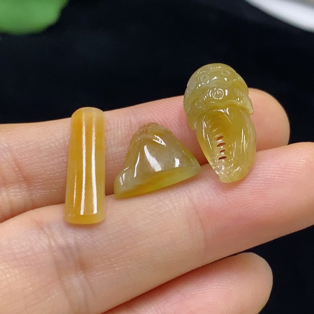 F32789814 color origin undetermined