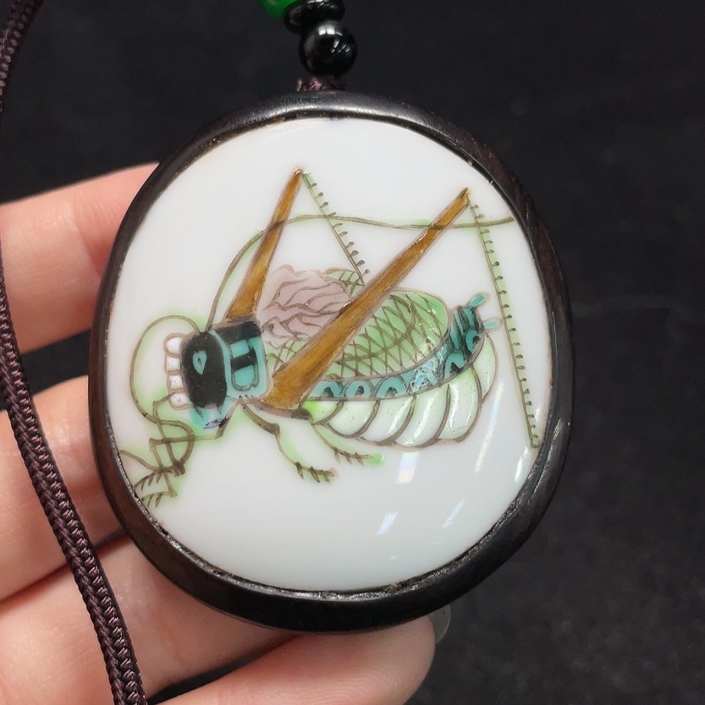 W26018526 Ceramic Pendant with Painted Porcelain Inlay (Subject to the actual item)