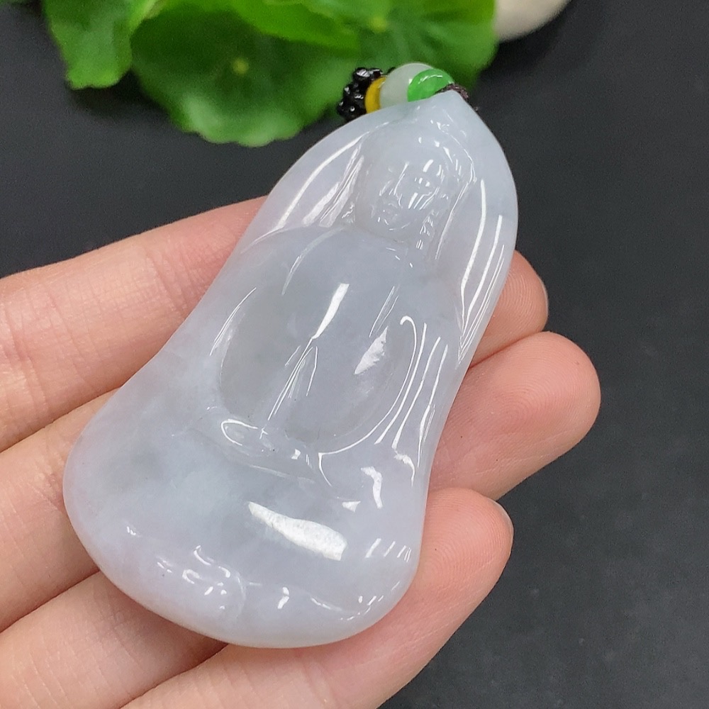 F35079353 Jadeite Guanyin Pendant, Total Weight Approx. 26.6g (Including Rope Weight), Matching Beads Not Jadeite