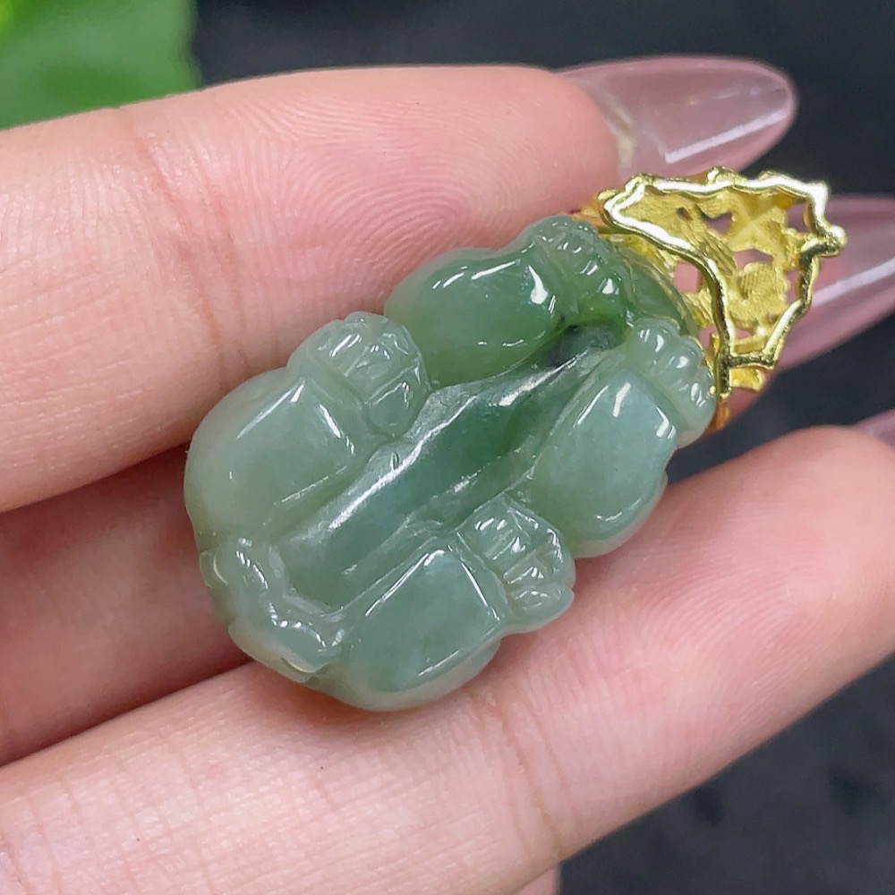 H32824351 Hetian Jade Inlaid Pendant, Auspicious Beast, Total Weight Approx. 10.4g, Non-gold