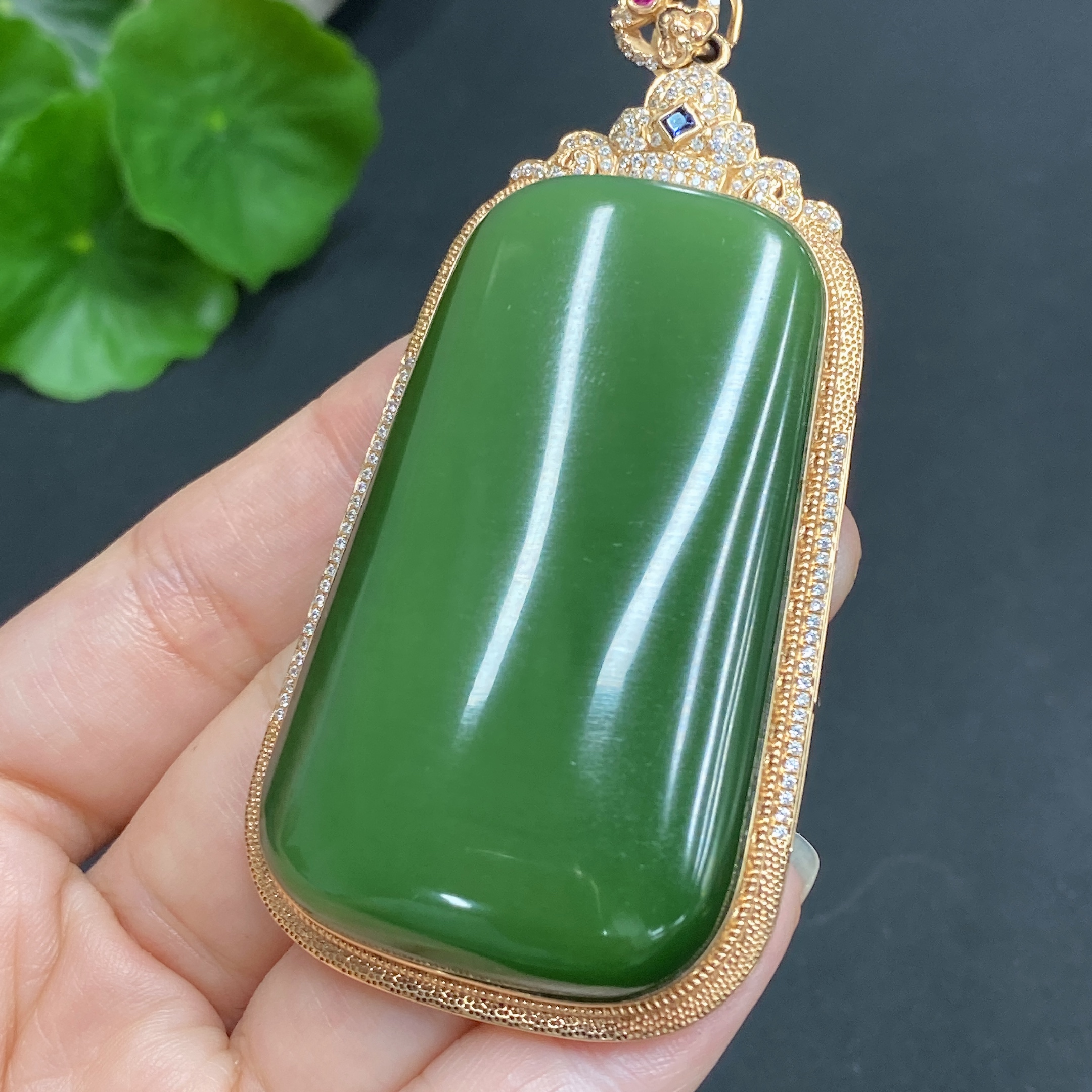 H22506866 Hetian Jade Inlaid Plain Pendant 18k Gold Total Weight About 37.7g