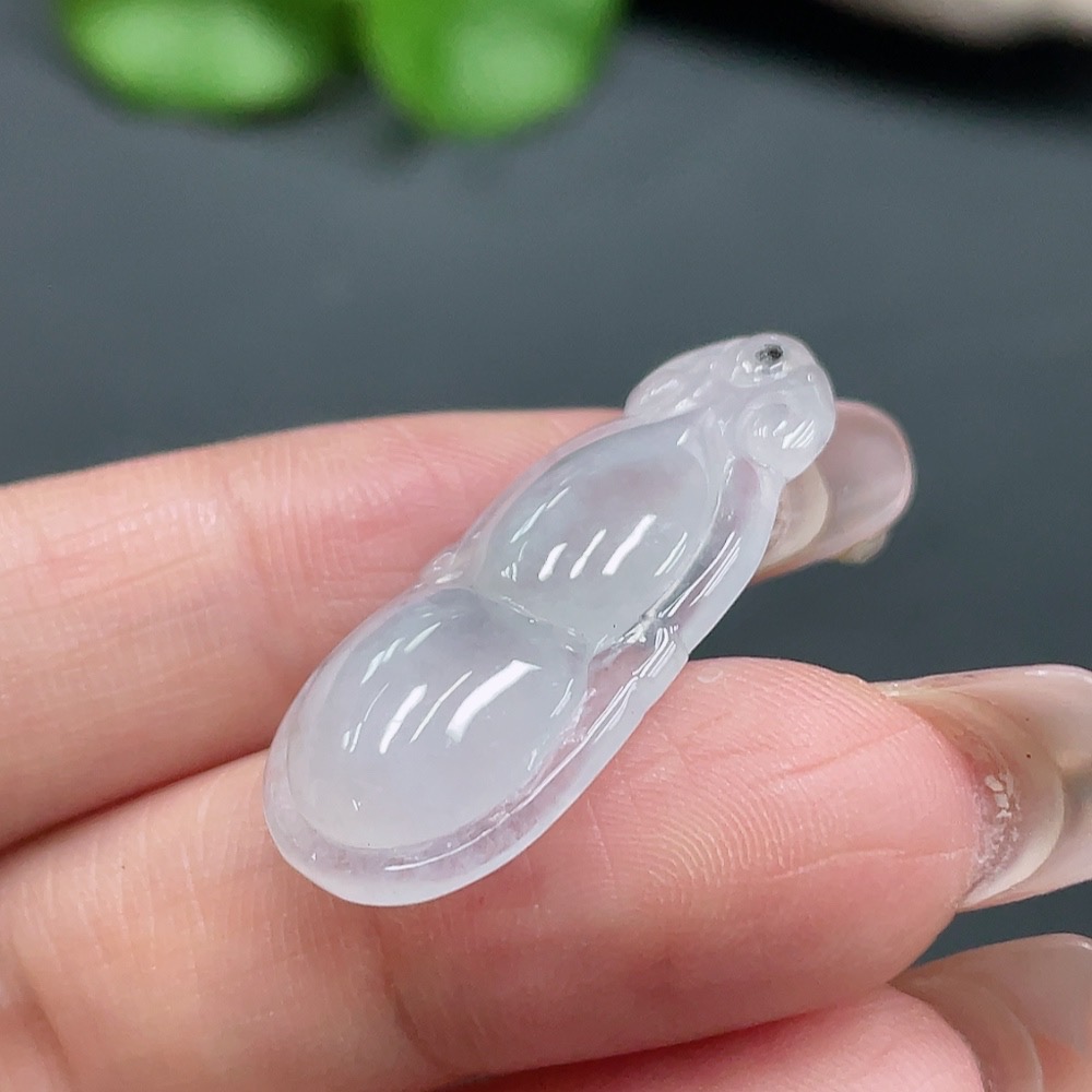 F20291770 Jadeite Gourd Pendant Total Weight 3.293g