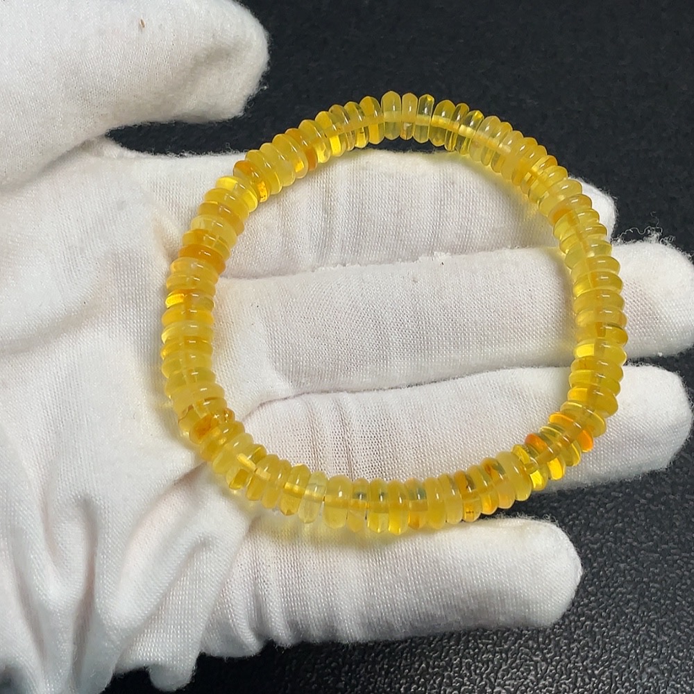 C33852926 Amber Beeswax Bracelet Total Weight Approx. 6.8g Size About 7.1mm
