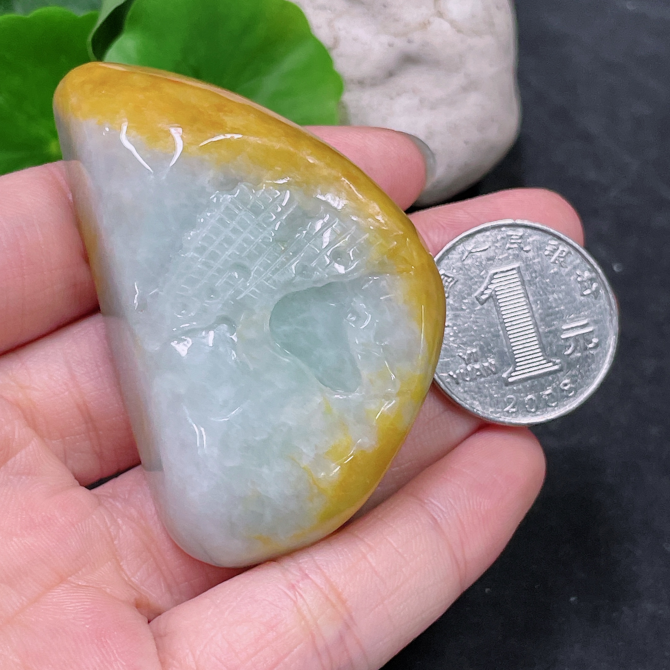 F32810825 Jadeite Pendant, Color Origin Undetermined, Total Weight Approximately 96.8g