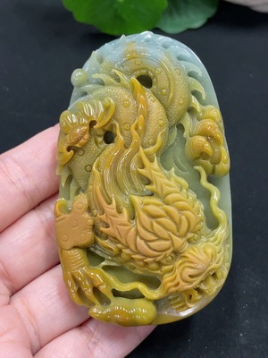 F29420076 Jadeite Dragon Pendant Total Weight Approx. 80.2g