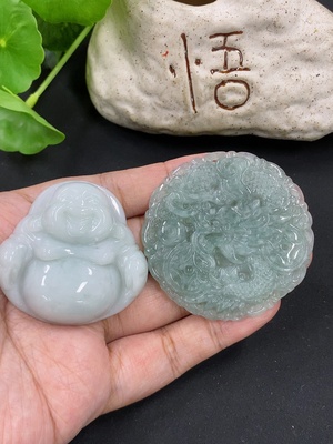 F46596304 翡翠挂件 一手走