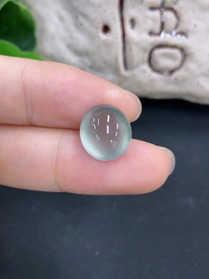 F43193997 翡翠蛋面 货品总重约1.4g