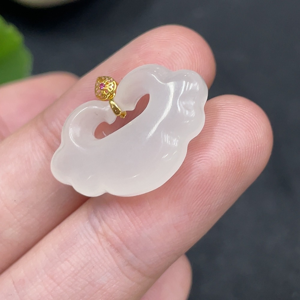H36259531 Hetian Jade Pendant Ruyi 18k Gold Total Weight Approx. 2.7g