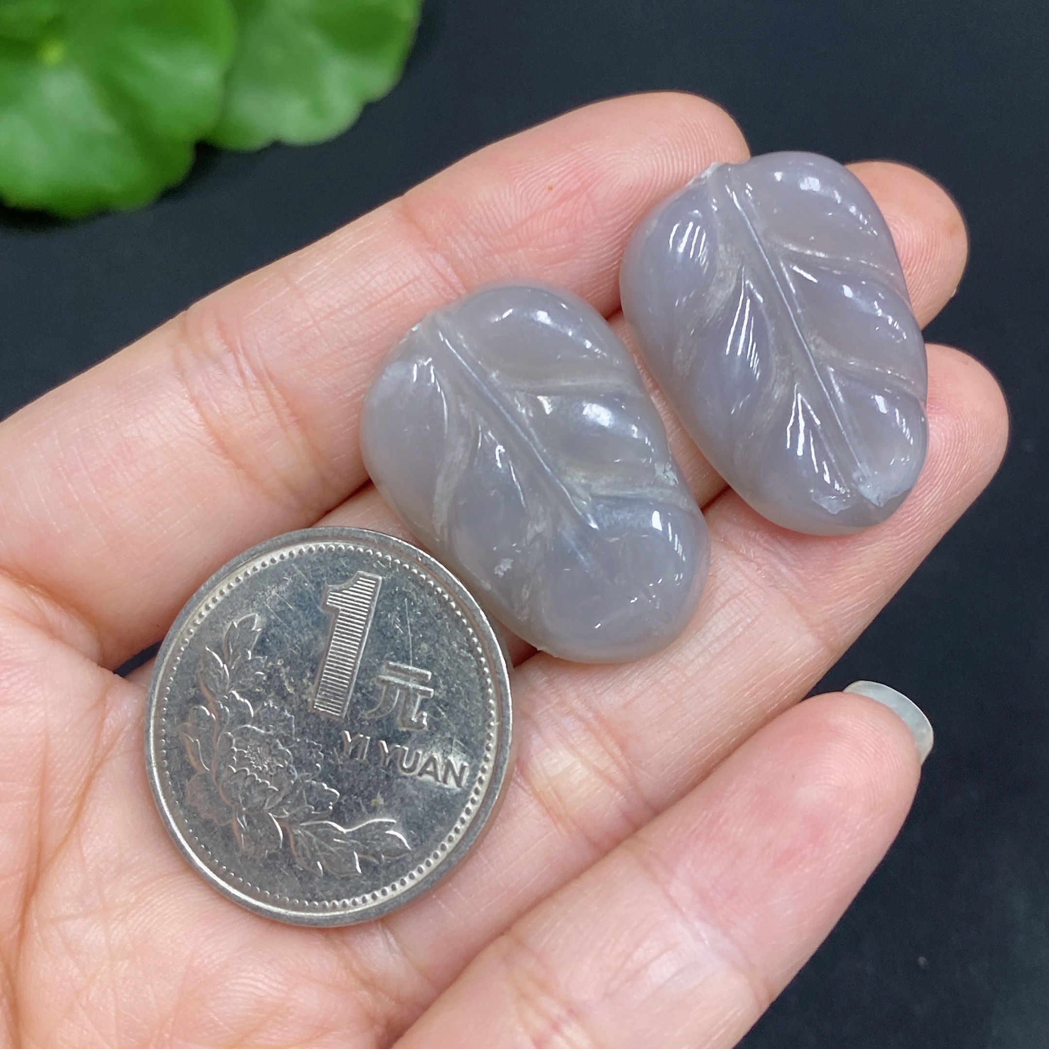 H34985634 Hetian Jade Pendant Leaf Total Weight Approx. 9.3g