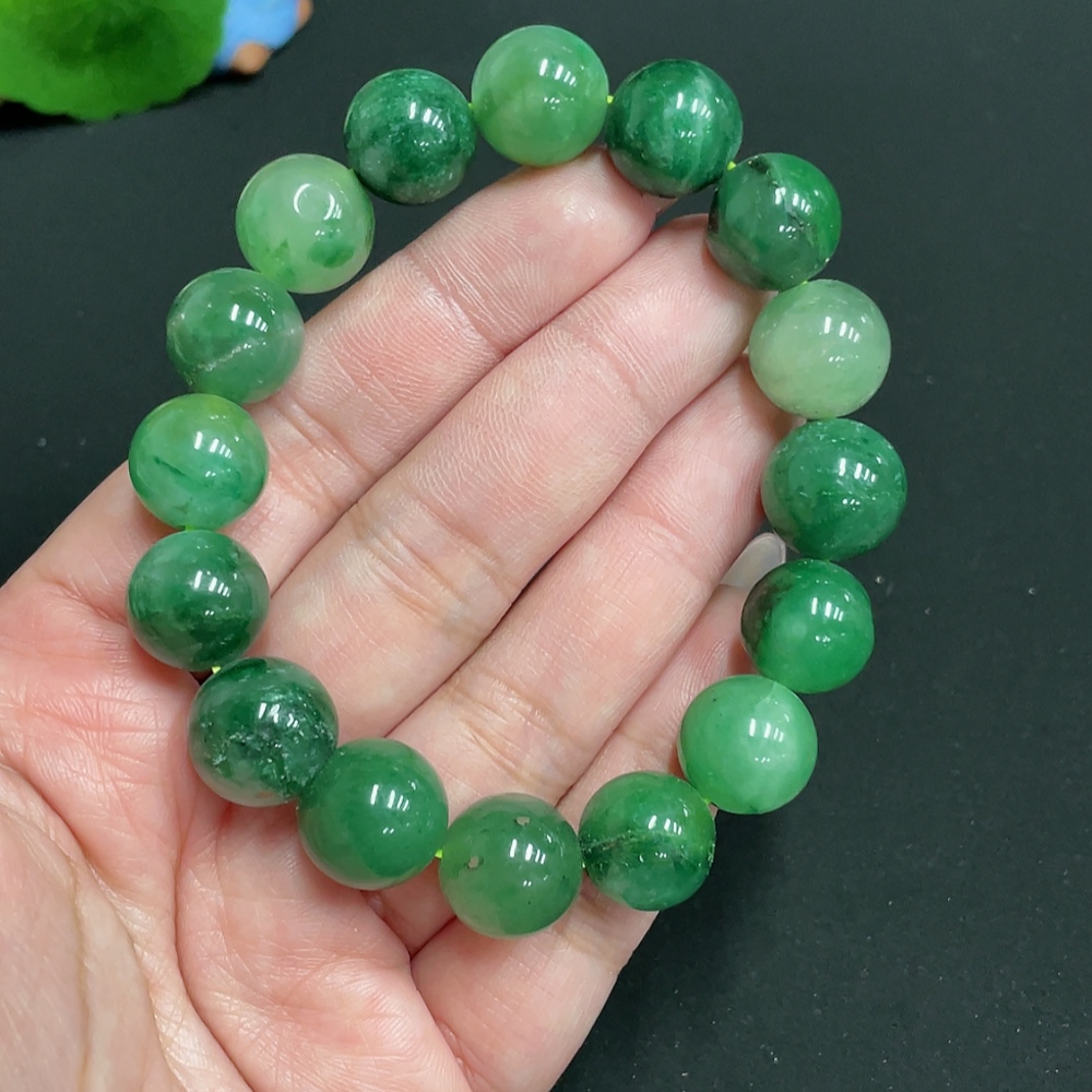 H26960424 African Emerald (Dulong Jade)