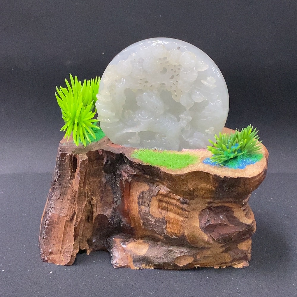 F29411879 Jadeite Ornament with Base